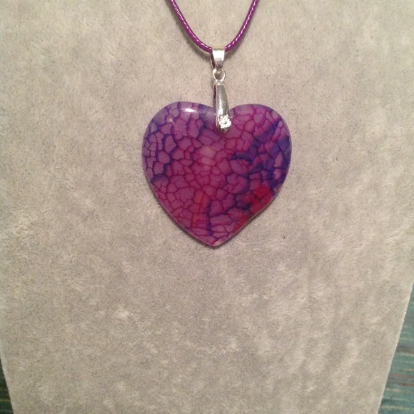 Handcrafted Jewelry - Dragon Veins Agate Heart Necklace on Cord